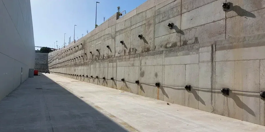Diseño de Anclajes Activos y Pasivos en Alto Hospicio